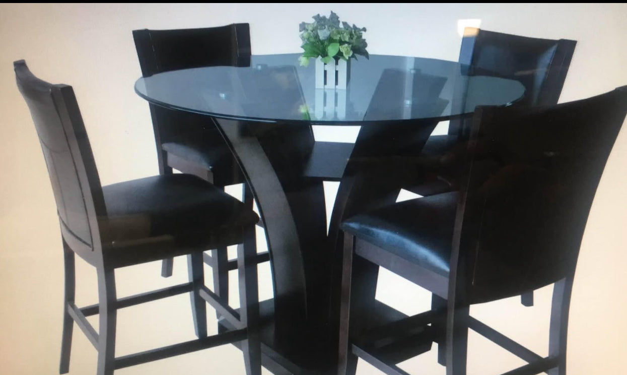 Glassgow Round Dining Table Set