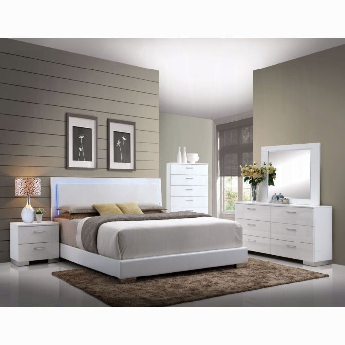 Lorimar Queen Bedroom Set W/LED